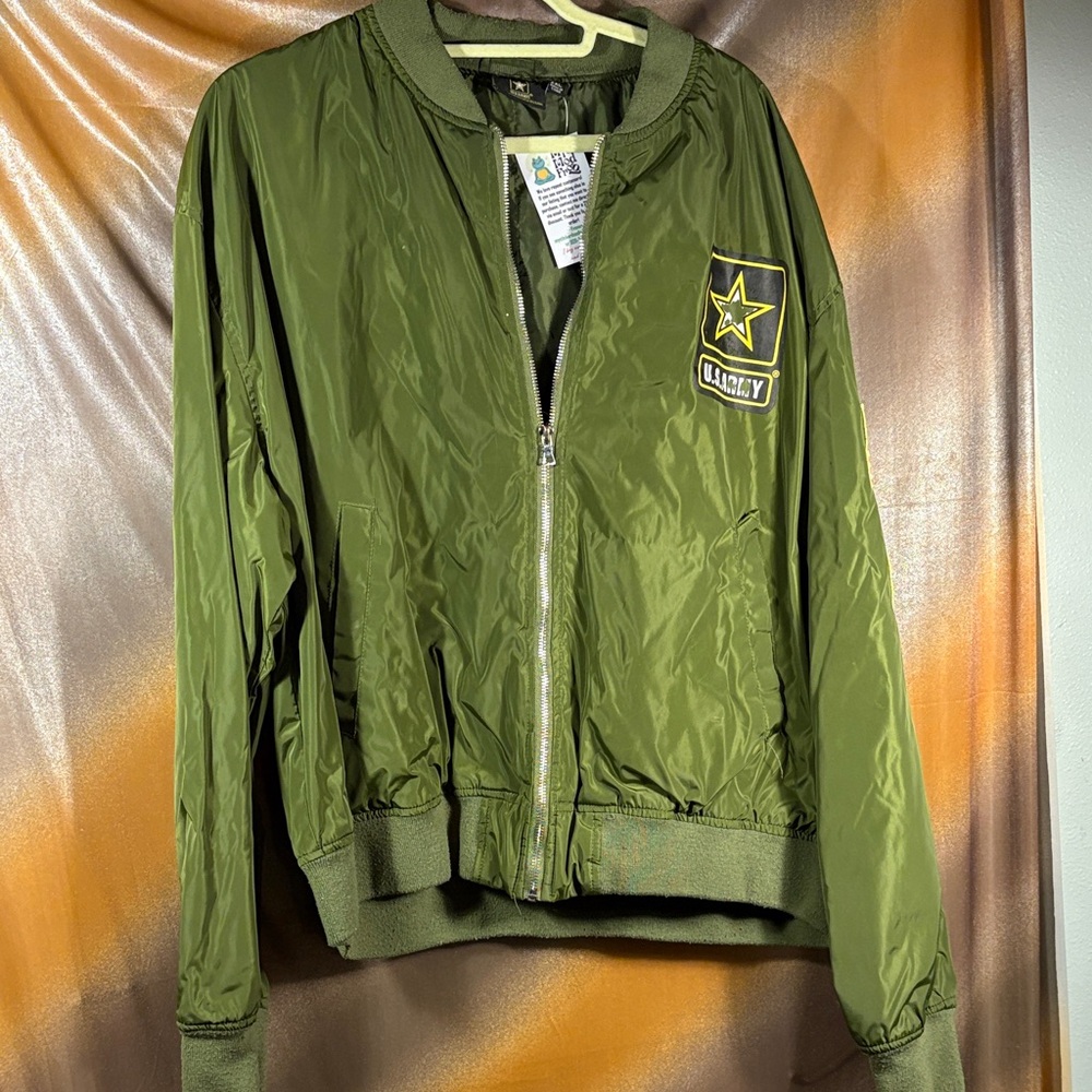 Army Green Bomber Jacket with Patches 2XL. Box R